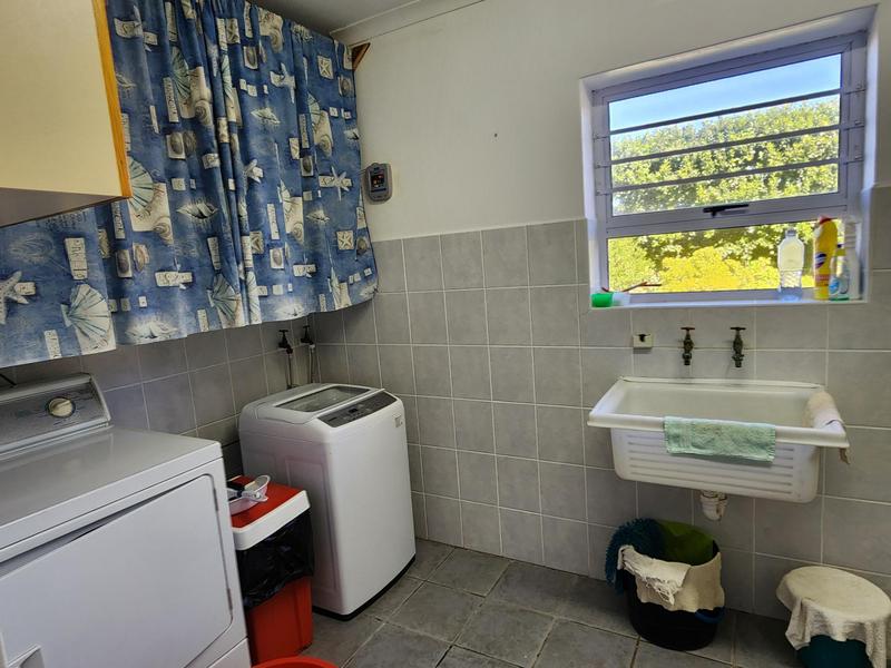 3 Bedroom Property for Sale in Franskraal Western Cape